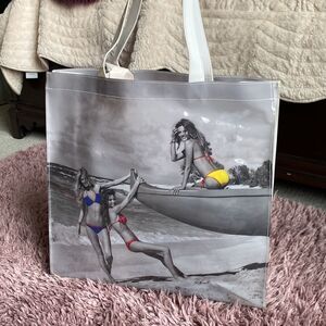 Victoria Secret Original SUPERMODELS Beach Bag! NWOT 16x16x5 & 1 inside …